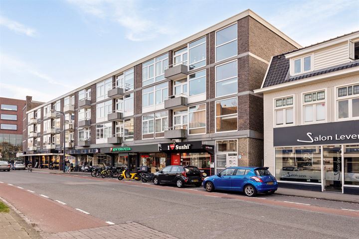 Bekijk foto 1 van Deurningerstraat 7-302