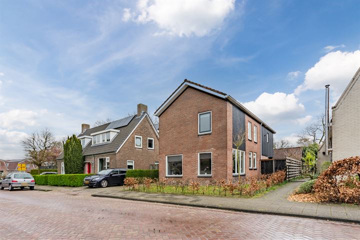 Bekijk foto 1 van Molenstraat 20-A