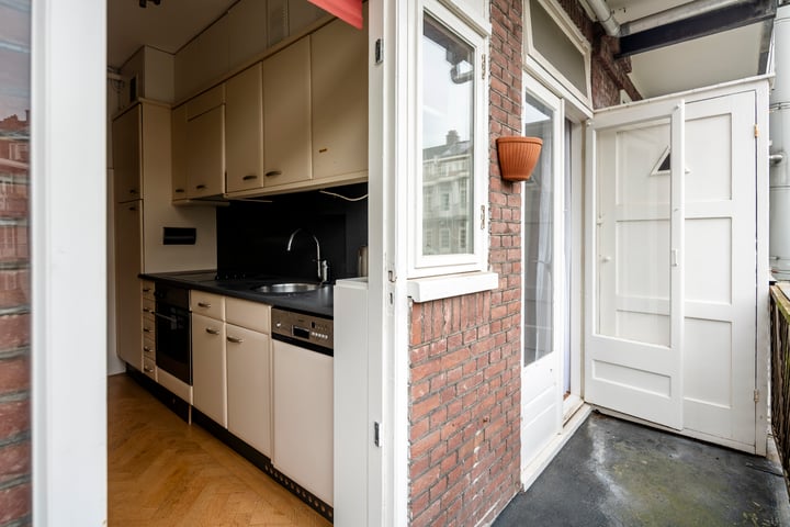 View photo 15 of Waalstraat 77-2