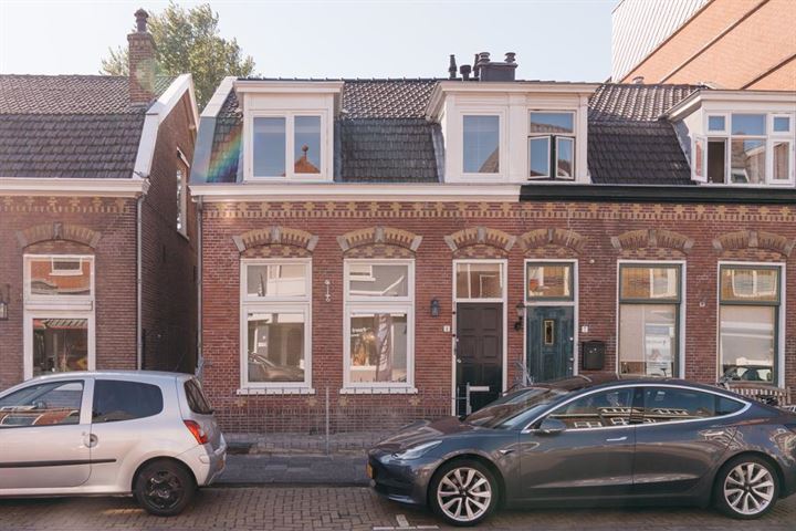 Bekijk foto 1 van Raadhuisstraat 5