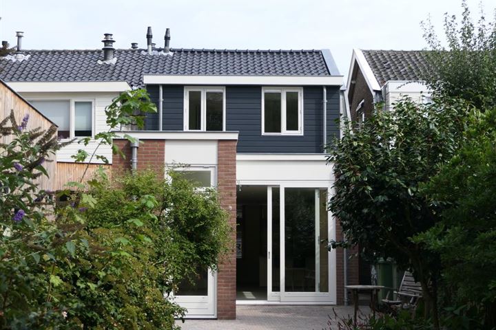 View photo 22 of Raadhuisstraat 5