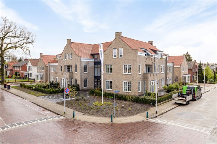 Bekijk foto 5 van Veldmaterstraat 182-F