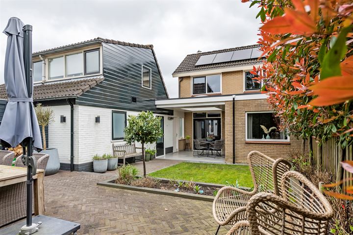 View photo 36 of Willem Alexanderstraat 7