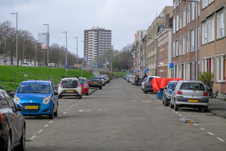 Bekijk foto 24 van Oostmaaslaan 127-B02