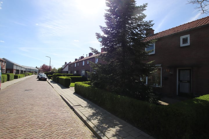 Bekijk foto 5 van Oosterstraat 49