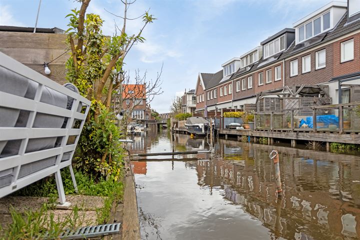 Bekijk foto 2 van Prins Hendrikstraat 95