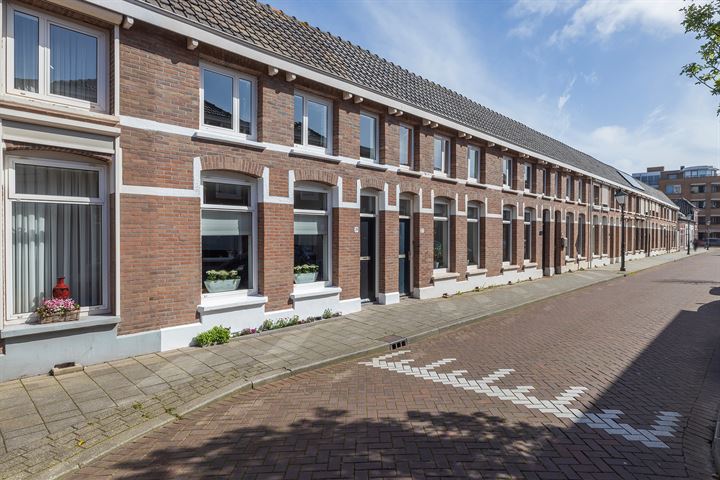 Bekijk foto 36 van 1e Scheepvaartstraat 29