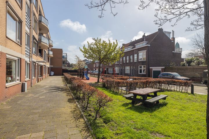 Bekijk foto 38 van 1e Scheepvaartstraat 29