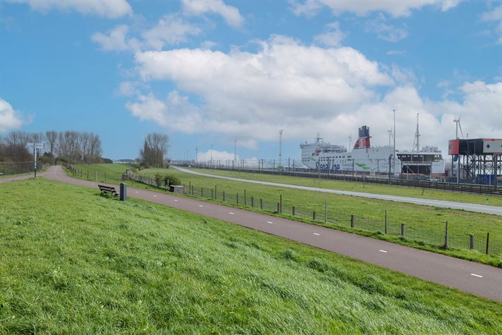 Bekijk foto 39 van 1e Scheepvaartstraat 29