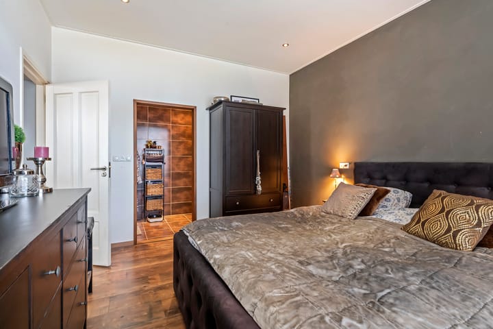 Foto 13 van Westwagenstraat 117