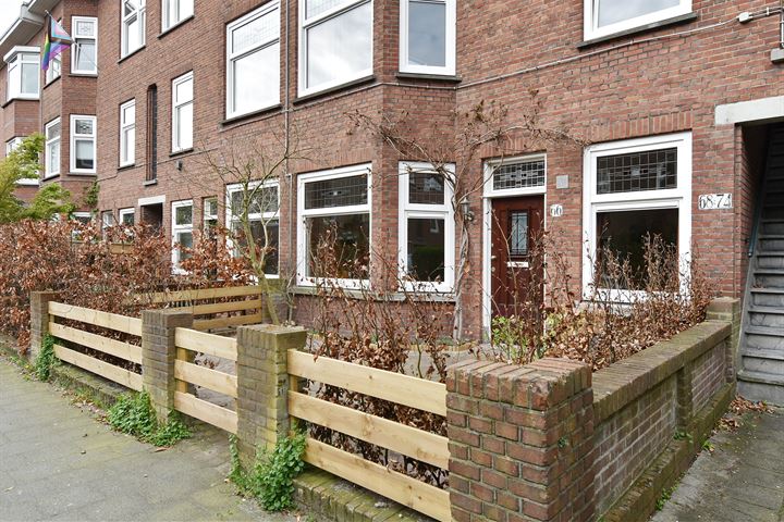 Bekijk foto 1 van Van Lansbergestraat 66