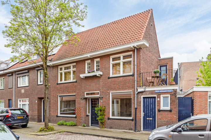 Bekijk foto 5 van Paus Adriaanstraat 1