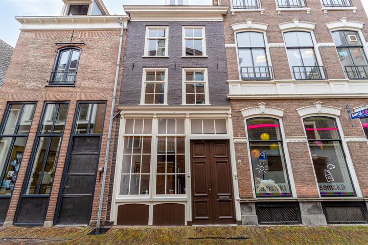 Bekijk foto 39 van Menstraat 8