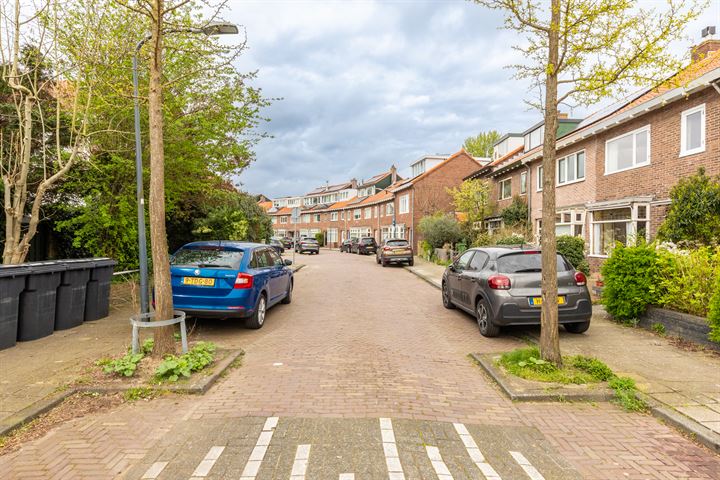 Bekijk foto 36 van Ten Katestraat 61