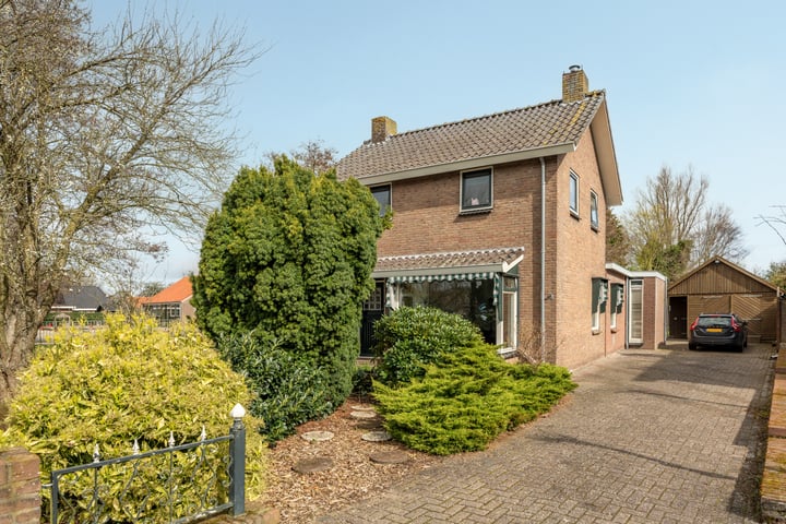 Bekijk foto 37 van Kerkhoflaan 10