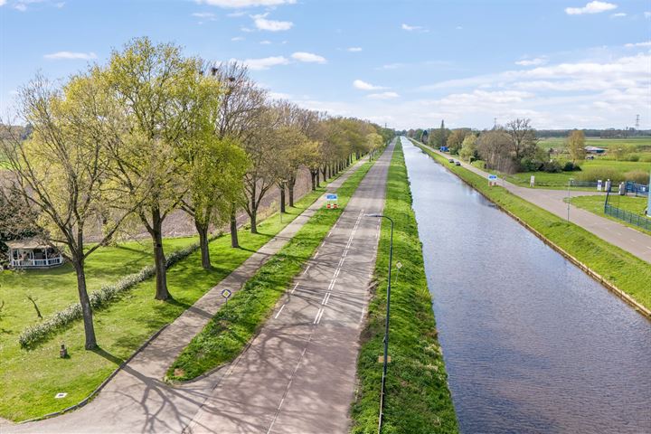 Bekijk foto 46 van Van Goghstraat 35