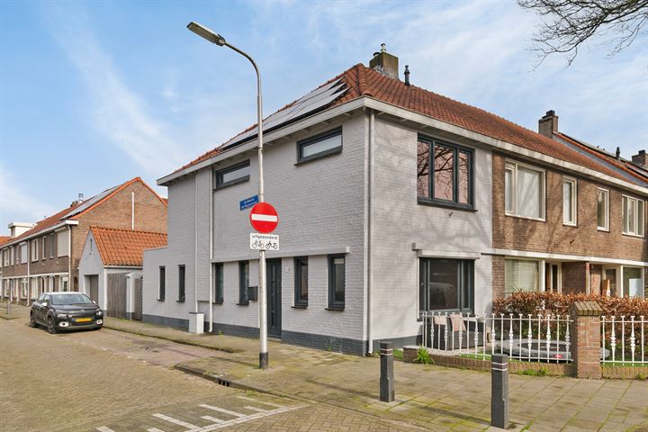 Bekijk foto 1 van Jan Maurits van Nassaustraat 1