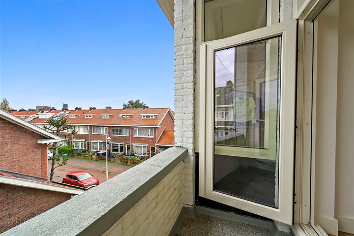 View photo 26 of Linnaeusstraat 297