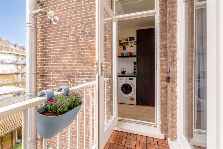 View photo 23 of Spaarndammerstraat 22-G