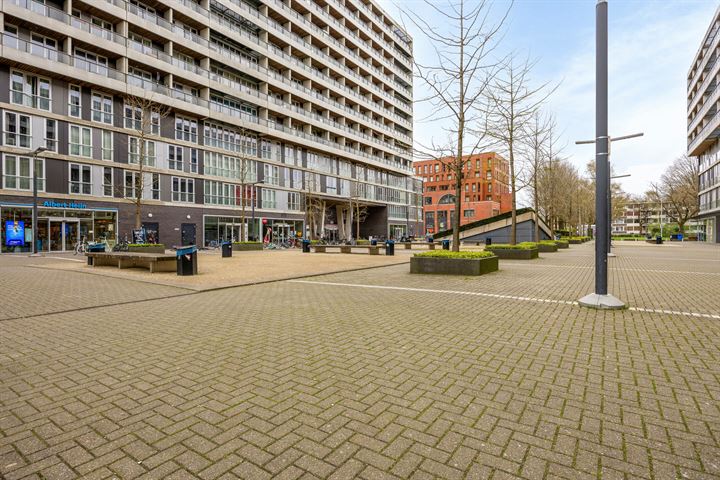 View photo 53 of Professor de Moorplein 537