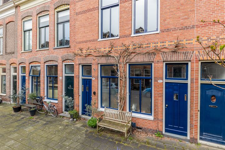 View photo 7 of Hendrikstraat 18