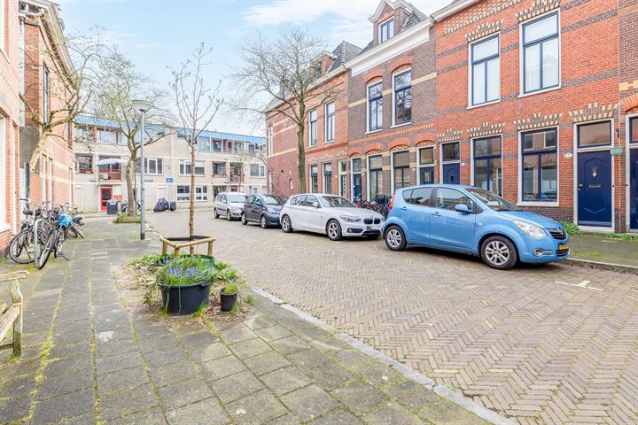 View photo 44 of Hendrikstraat 18