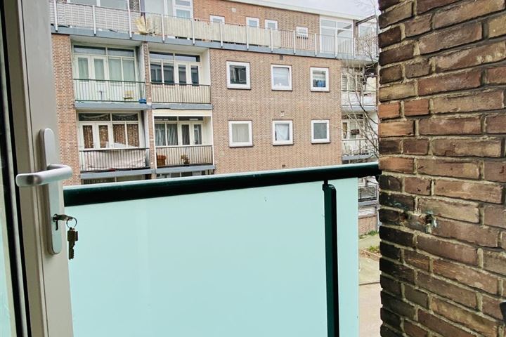 Bekijk foto 12 van Koggestraat 18-B