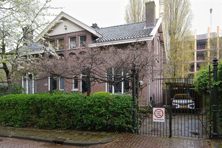 Bekijk foto 3 van Conradstraat 421