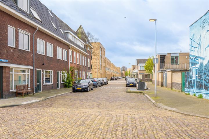 Bekijk foto 44 van Blois van Treslongstraat 91