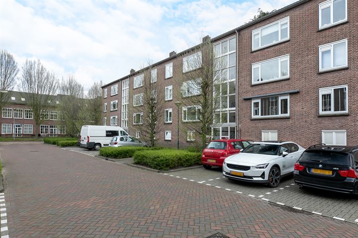 Bekijk foto 44 van Mgr. Zwijsenstraat 7