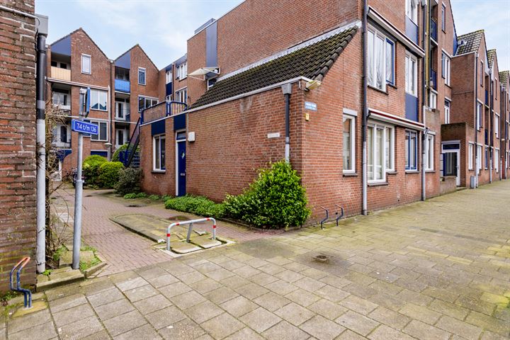 Bekijk foto 15 van Van Dishoeckstraat 40