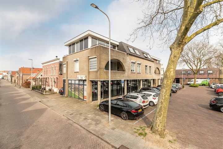 View photo 1 of Kerkstraat 126