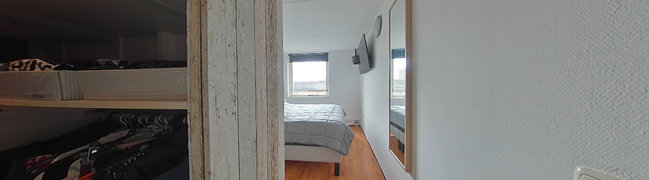 Bekijk 360° foto van Master bedroom met inloopkast van Haagbeukweg 119