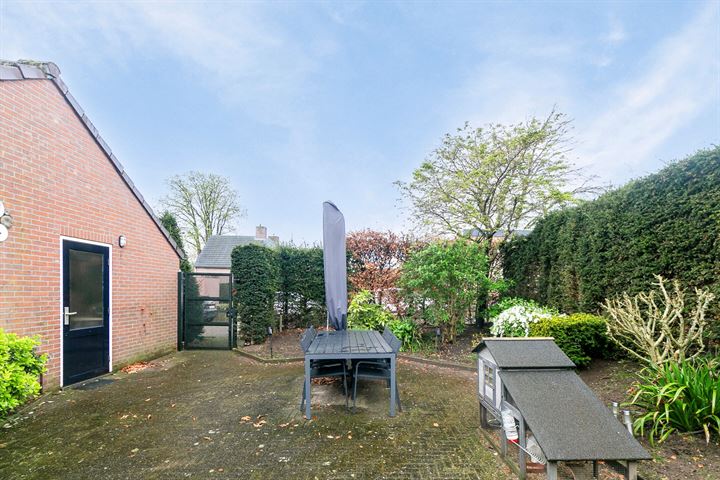 Bekijk foto 30 van Rector Hendrixstraat 33