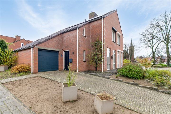 Bekijk foto 34 van Rector Hendrixstraat 33