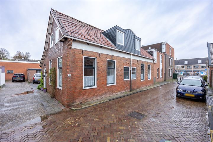 Bekijk foto 1 van Schoolstraat 37