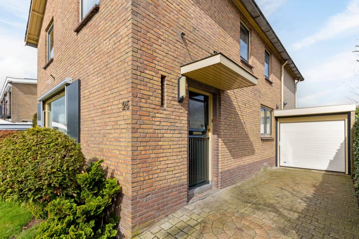 Foto 3 van Meidoornlaan 25