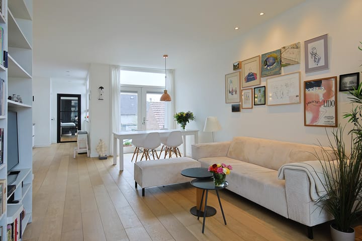 Photo 6 of Voorstraat 15-A