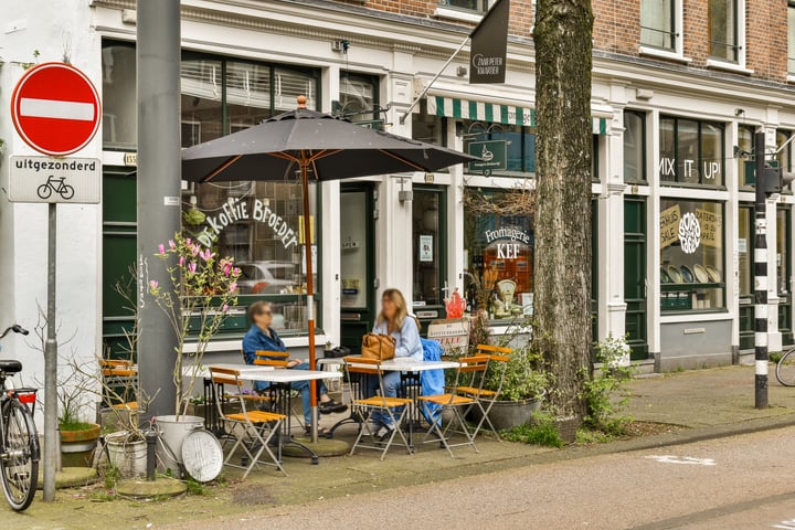 Bekijk foto 17 van Czaar Peterstraat 136-1