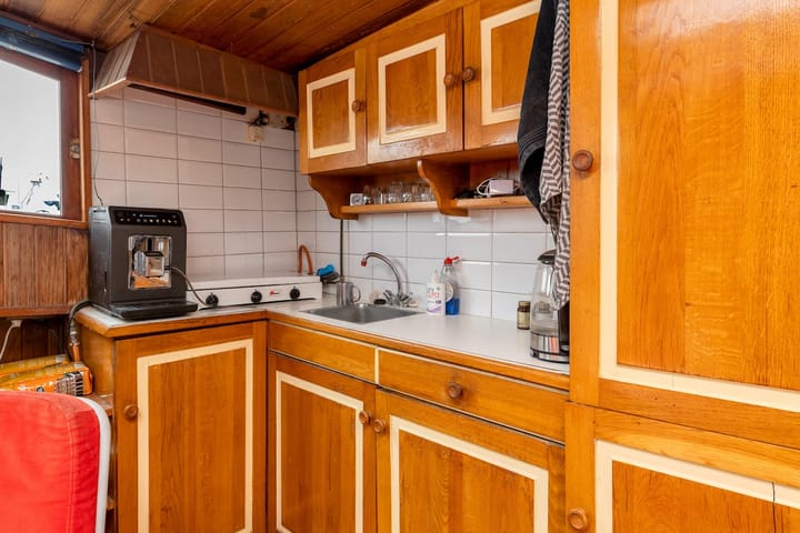 Foto 15 van Cas Oorthuyskade 23