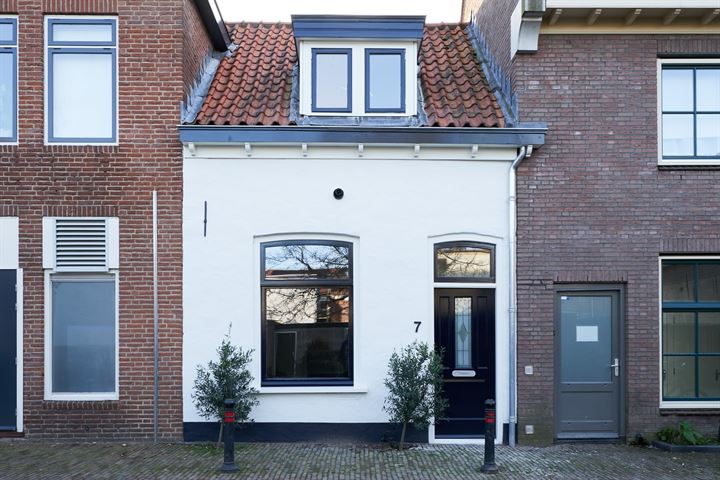 Bekijk foto 1 van Kerkstraat 7