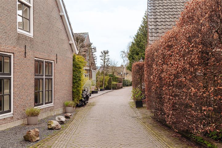 Bekijk foto 19 van Valkenaarstraat 21