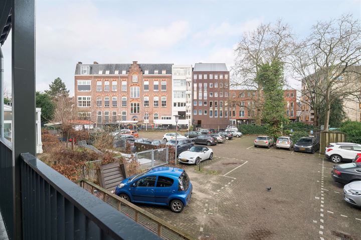 View photo 17 of Mathenesserlaan 181-B