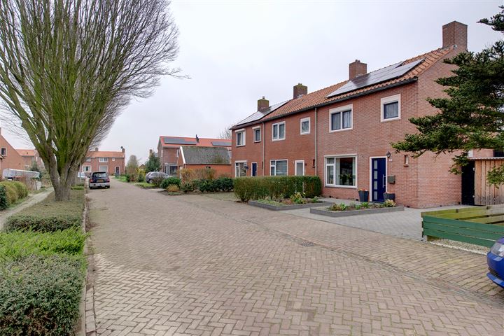 Bekijk foto 26 van Ds.B.J.Aderstraat 20