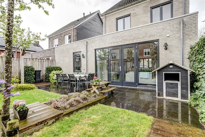 Bekijk foto 3 van Jan Willemenstraat 4