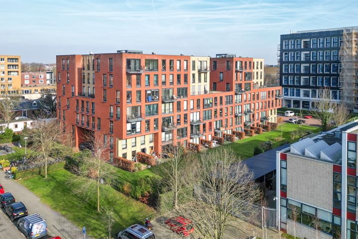 Bekijk foto 33 van Ina Boudier-Bakkerlaan 28-K