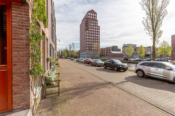 Bekijk foto 3 van Harderwijkkade 25