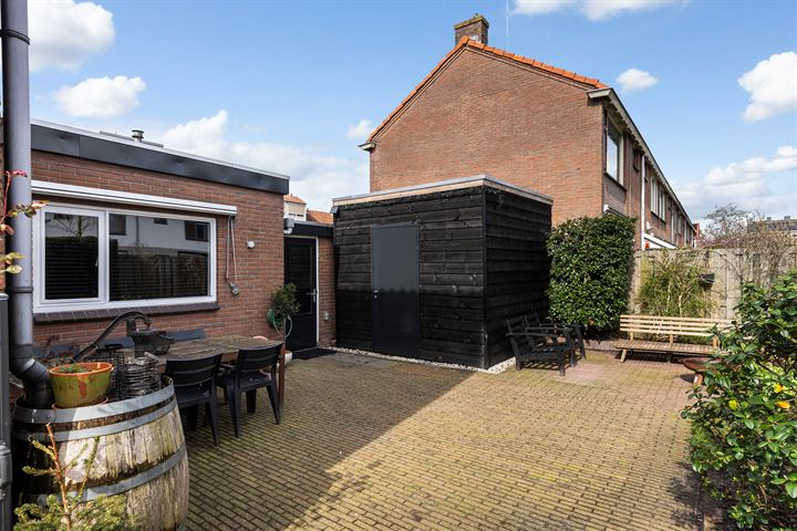 Bekijk foto 42 van Rameaustraat 11