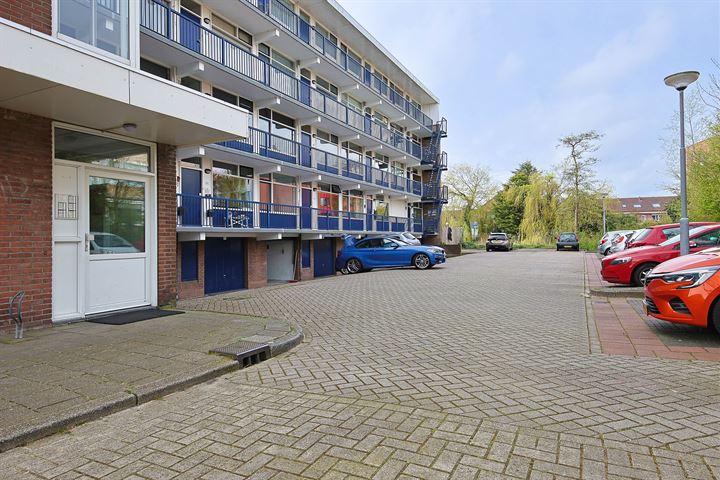 Bekijk foto 4 van Jan Ligthartstraat 215