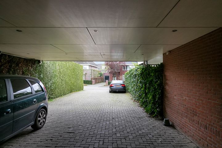 Bekijk foto 39 van Neptunusstraat 29